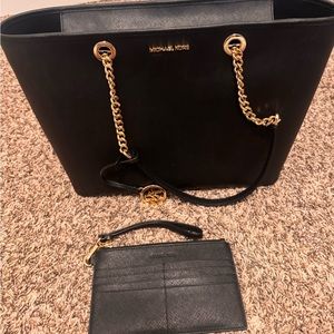 **SOLD*Michael Kors tote bag